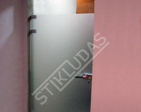 Stiklines_durys.89_.jpg